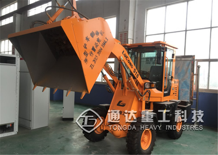 鏟車翻堆機1 (2).jpg